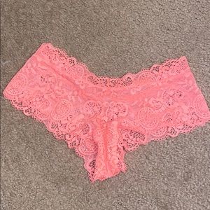 VS Lacy boyshorts